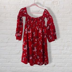 Cute red top
